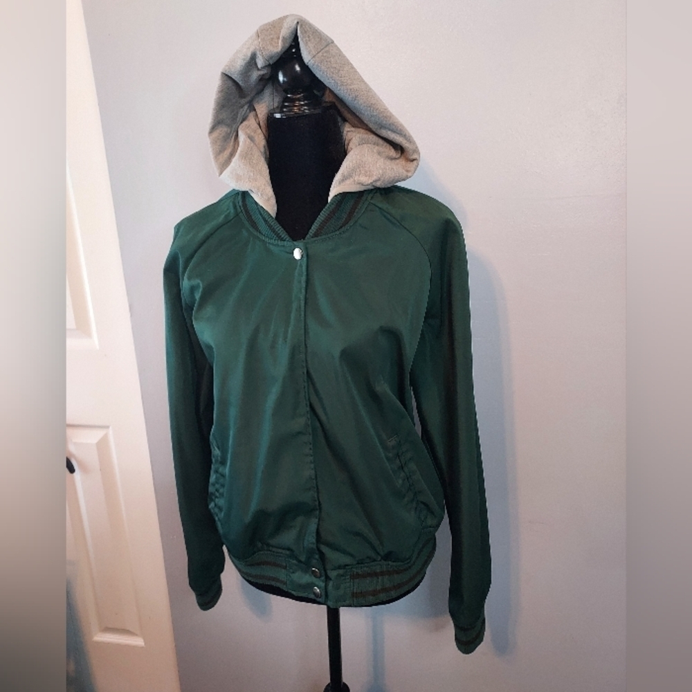 Arizona Jean Co. Size Large Juniors Green/Gray Letterman/Bomber Jacket